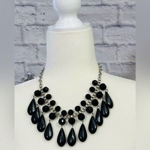 Stunning Black/silver statement necklace